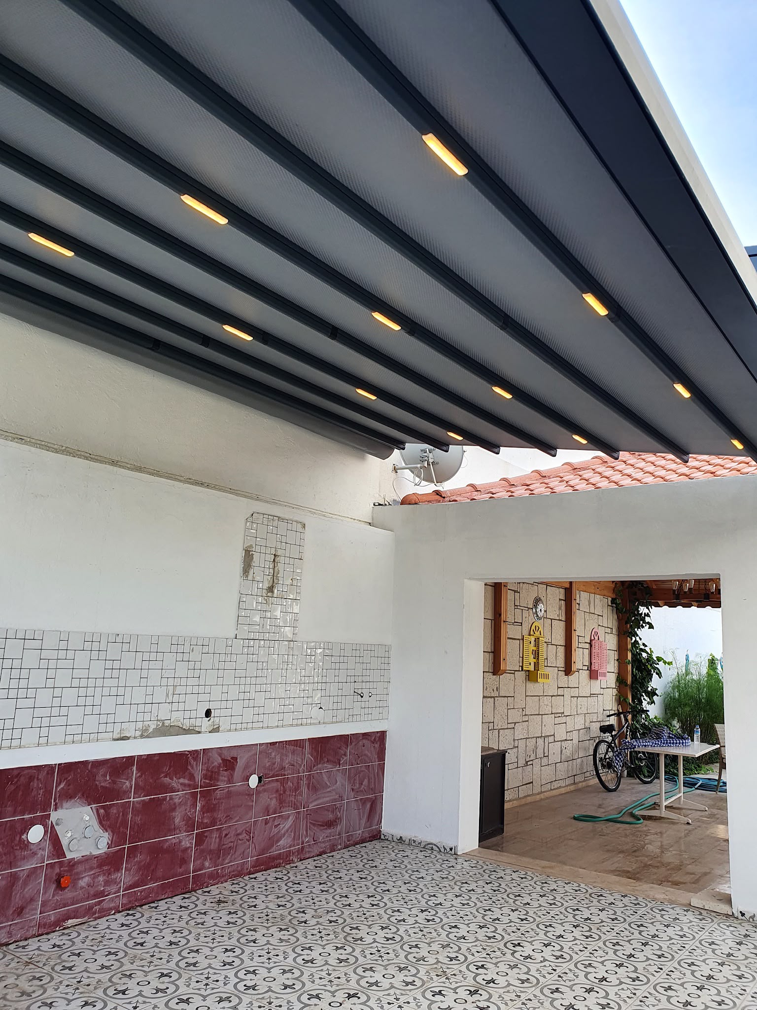 Çeşme Otomatik Pergola